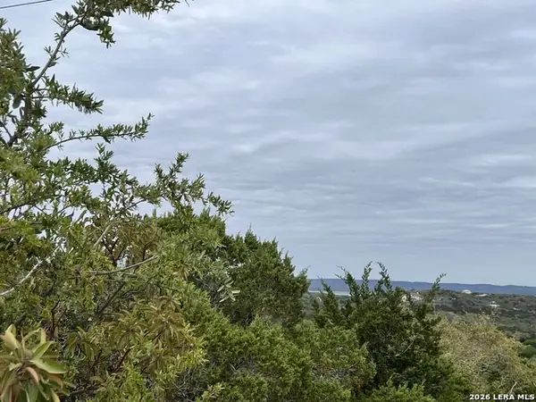 507 Lexington Pass, Canyon Lake, TX 78133