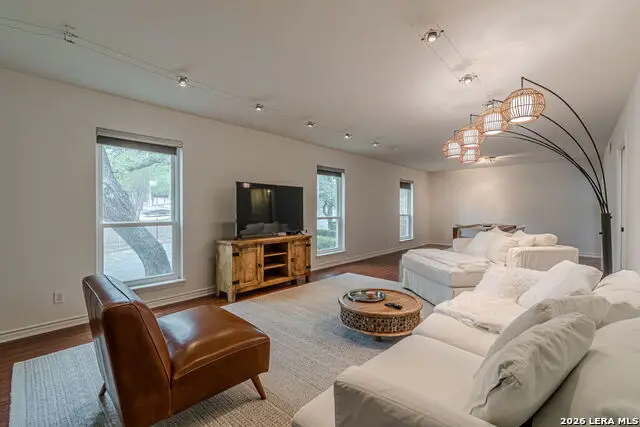 7500 Callaghan #APT 262, San Antonio, TX 78229 - #2