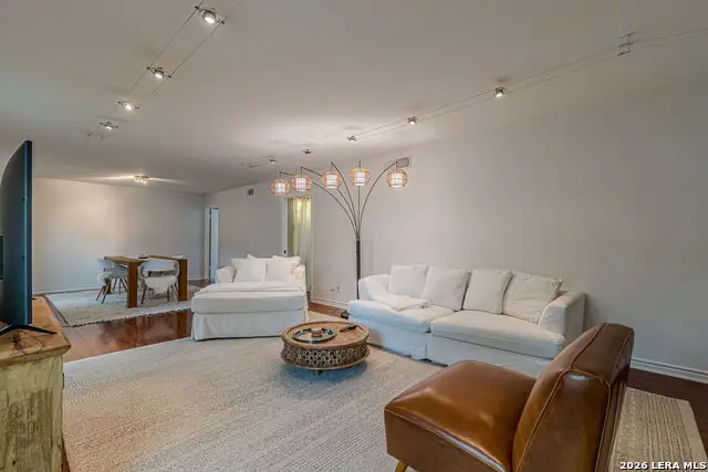 7500 Callaghan #APT 262, San Antonio, TX 78229 - #3