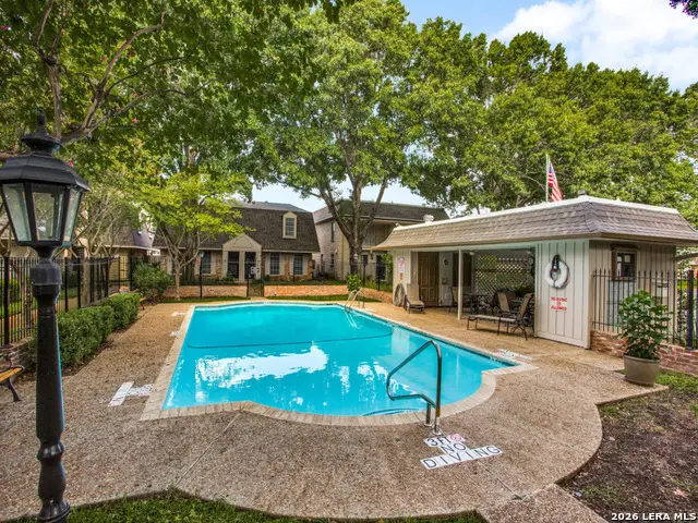 122 E Terra Alta Dr #13, San Antonio, TX 78209 - #2