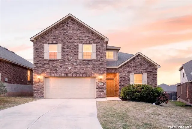 7407 Valle Msn, Boerne, TX 78015 - #1
