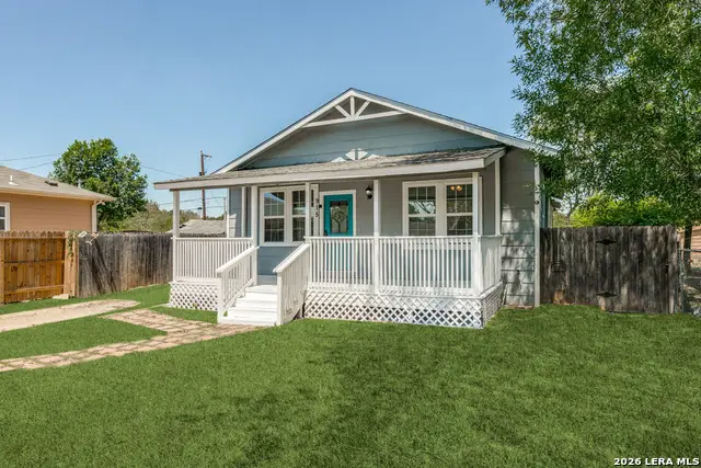 915 W Rosewood, San Antonio, TX 78201 - #1