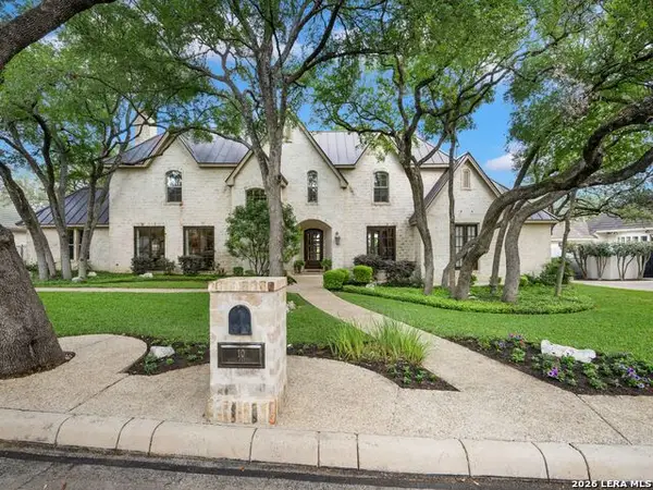 10 Royal Gardens Drive, San Antonio, TX 78248