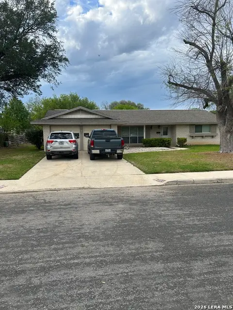 201 Greentree, Schertz, TX 78154