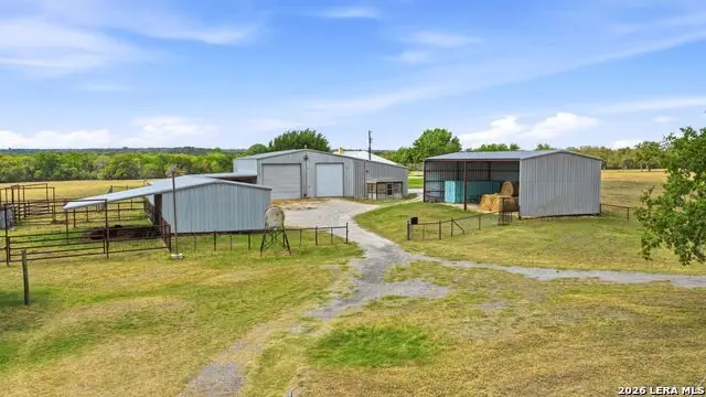 13661 E Highway 90, Kingsbury, TX 78638 - #3