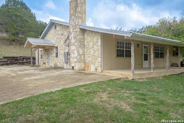 535 Camino Real Rd, Kerrville, TX 78028 - #1