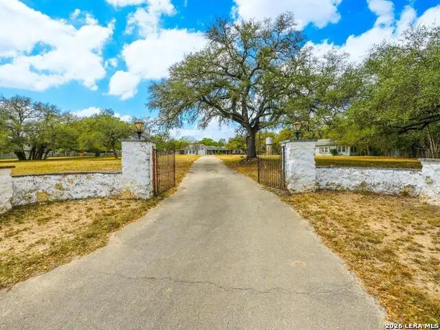 137 Kitty Hawk, Universal City, TX 78148 - #2