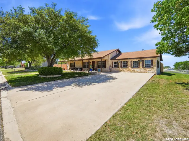103 Fawn Run, Kerrville, TX 78028 - #1