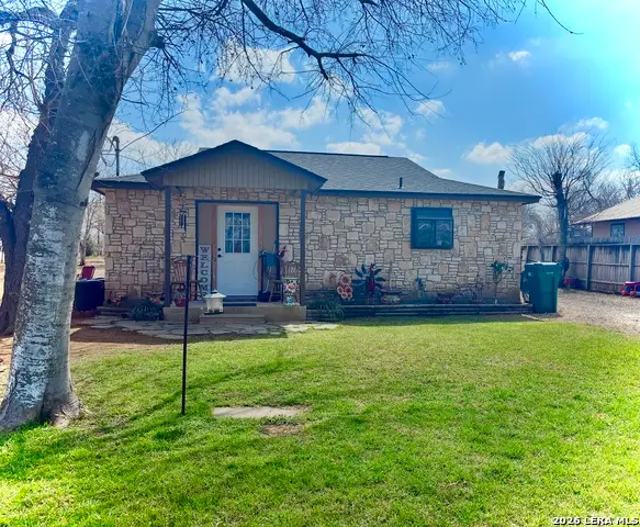 1314 Commerce, Jourdanton, TX 78026 - #2