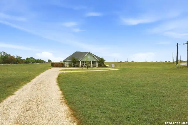 1302 Countryside Bnd, Fredericksburg, TX 78624 - #3