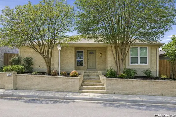 5838 Winterhaven Dr, Windcrest, TX 78239