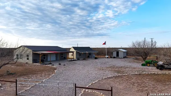5518 County Road 310, Freer, TX 78357