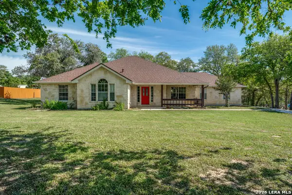 217 Hunters Dawn, La Vernia, TX 78121