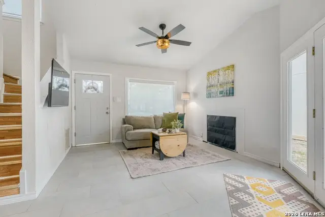 6223 Valley Pawn, San Antonio, TX 78250 - #3