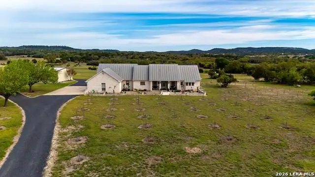 360 Bluff Creek Rd, Center Point, TX 78010 - #2