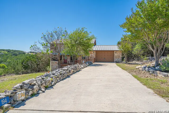 194 Nw Hills Dr, Kerrville, TX 78028 - #3