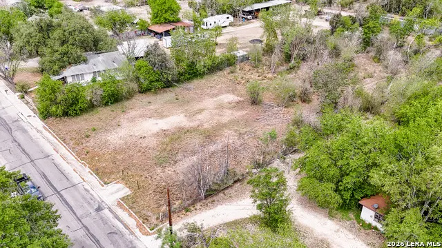 307 Orchard Rd, San Antonio, TX 78220 - #2