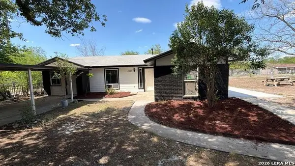 5207 Hemphill Dr, San Antonio, TX 78228