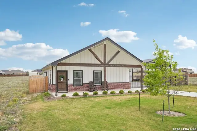 218 Colonial, La Vernia, TX 78121 - #3