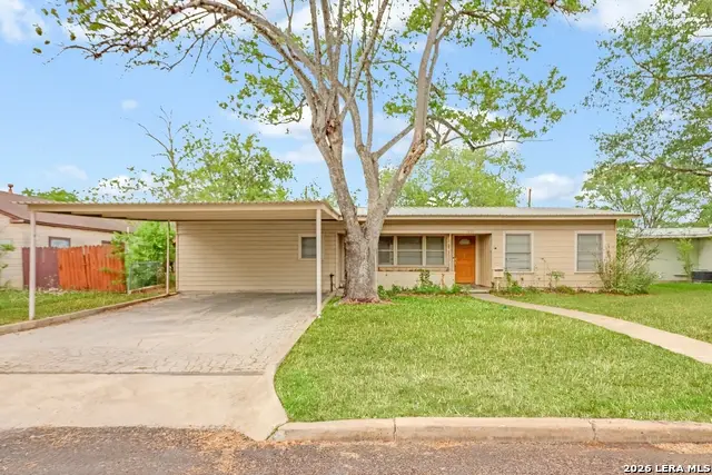 1010 E Humphreys, Seguin, TX 78155 - #3
