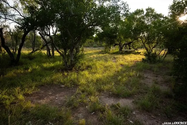 749 Sycamore St, Brackettville, TX 78832 - #1