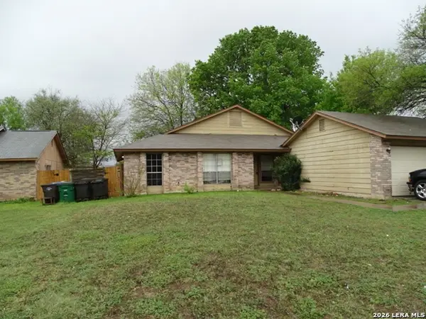 5215 Meadow Rise St, San Antonio, TX 78250