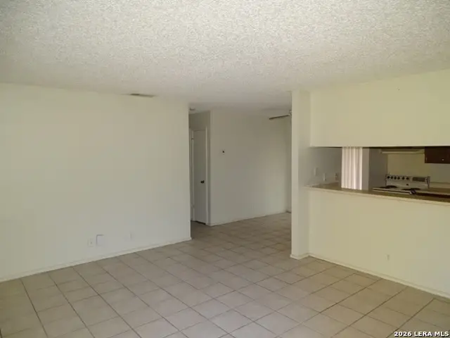 5215 Meadow Rise St, San Antonio, TX 78250 - #2