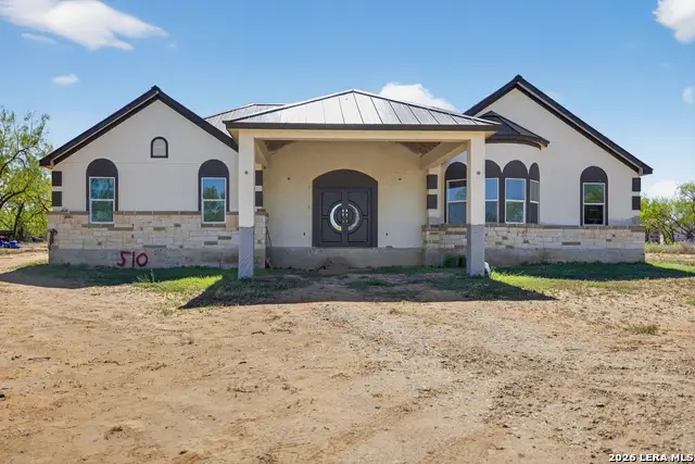 510 High Mdw, Lytle, TX 78052 - #2