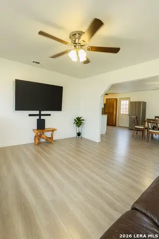 309 Bohme St, Uvalde, TX 78801 - #2