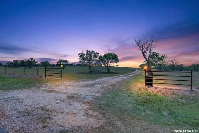 435 Fm 539, Floresville, TX 78114 - #1