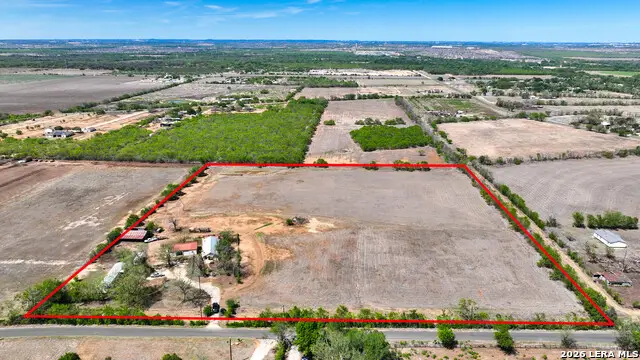 10945 Dillon Rd, Atascosa, TX 78002 - #3