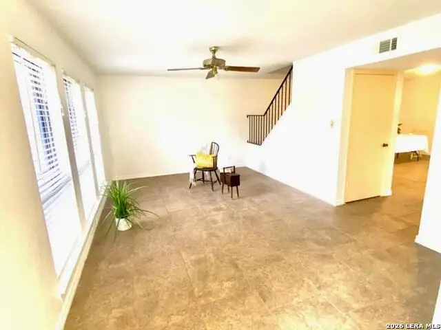 6810 Crown Rdg, San Antonio, TX 78239 - #2