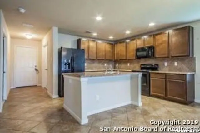 8706 Joshua Tree, Converse, TX 78109 - #2