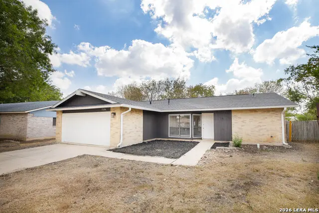 7506 Lincoln Village Dr, San Antonio, TX 78244 - #2