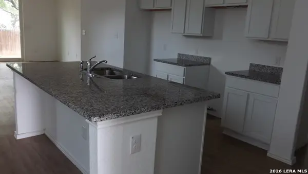 9818 Chevalier Forest, San Antonio, TX 78221