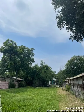 812 W Hollywood Ave, San Antonio, TX 78212 - #2