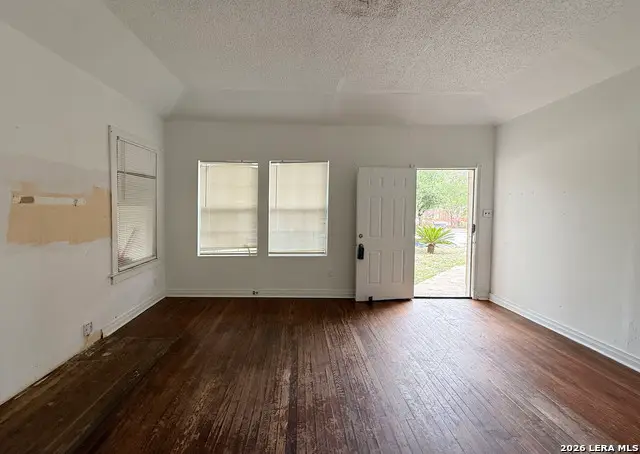 836 Avondale, San Antonio, TX 78223 - #3