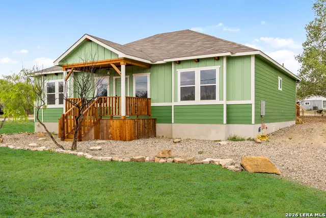 316 Royal Oaks Dr, Somerset, TX 78069 - #3