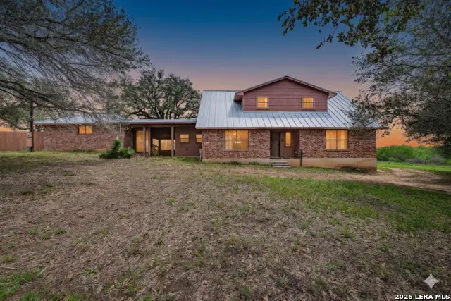 1271 County Road 119, Floresville, TX 78114 - #1