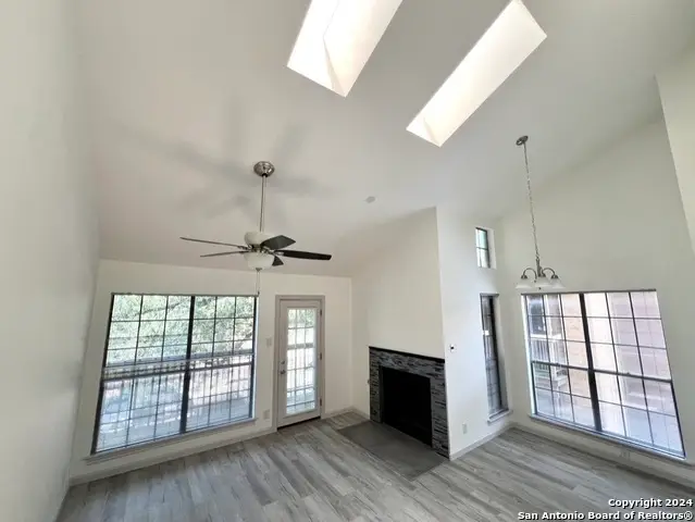 8611 Datapoint #10, San Antonio, TX 78229 - #2