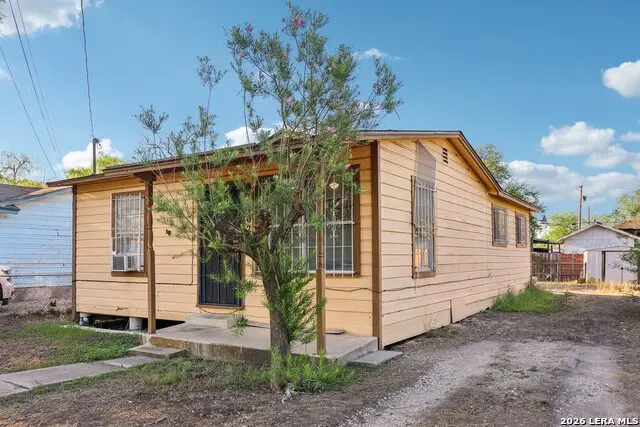 1024 Patton, San Antonio, TX 78237 - #2