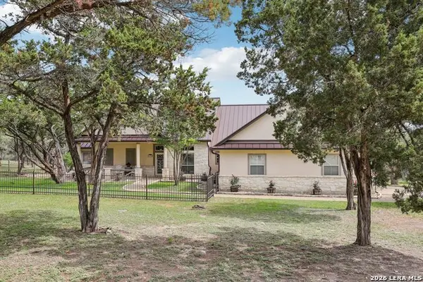223 Summer Glen, New Braunfels, TX 78132