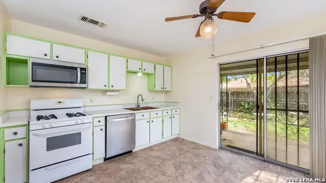 7306 Clear Water St, San Antonio, TX 78238 - #2