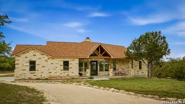 134 Stallion Estates Dr, Spring Branch, TX 78070 - #2