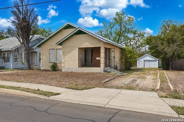 2437 E Houston St, San Antonio, TX 78202 - #1