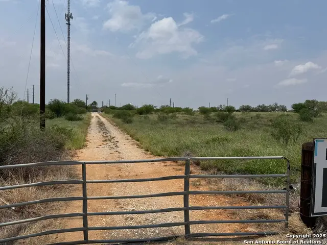 2400 S Interstate 35, Cotulla, TX 78014 - #3