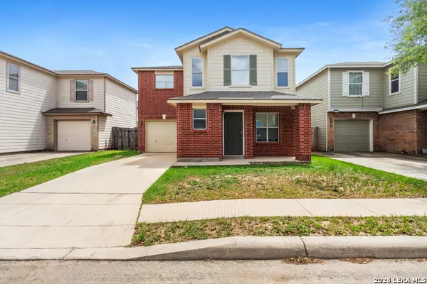 6 Moondance Hl, San Antonio, TX 78254