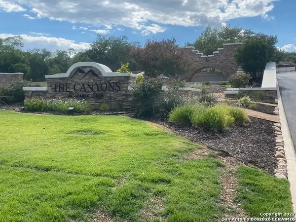 24205 Tres Arroyos, San Antonio, TX 78006