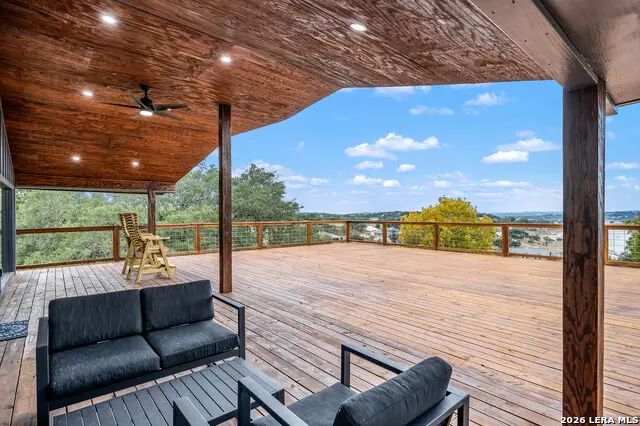 519 Glenn Dr, Canyon Lake, TX 78133 - #2