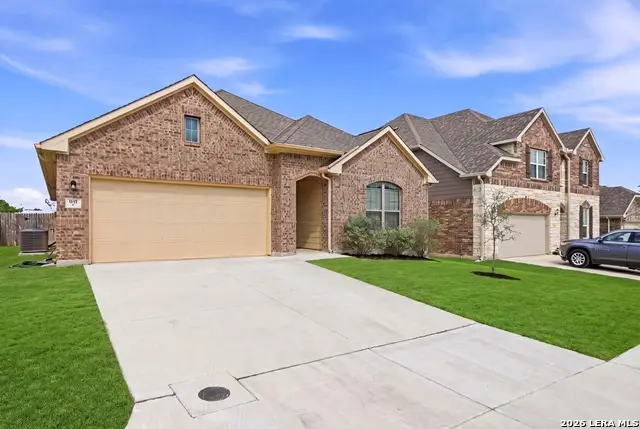 951 Blue Violet, New Braunfels, TX 78130 - #2